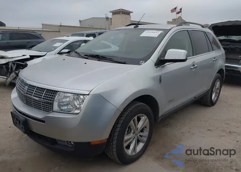 2010 Lincoln Mkx z USA, uszkodzony, nr VIN 2LMDJ6JC1ABJ32601